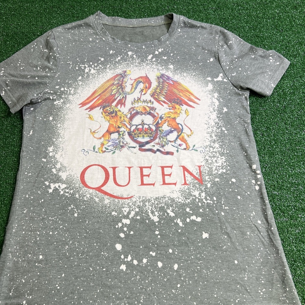 Queen‎ Classic Crest Logo Rock Band Soft Gray T-Shirt Bleached Style Womens  L